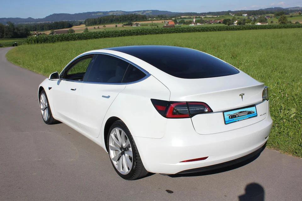 Tesla Model Y Performance D