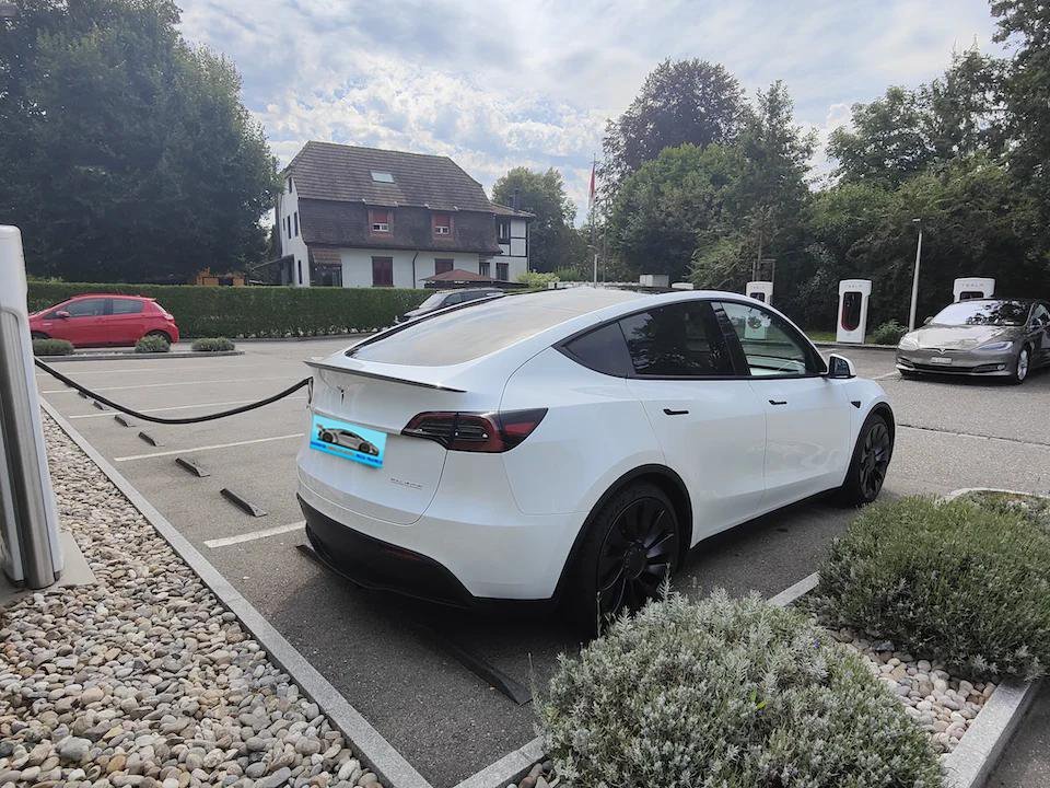 Tesla Model Y Performance D