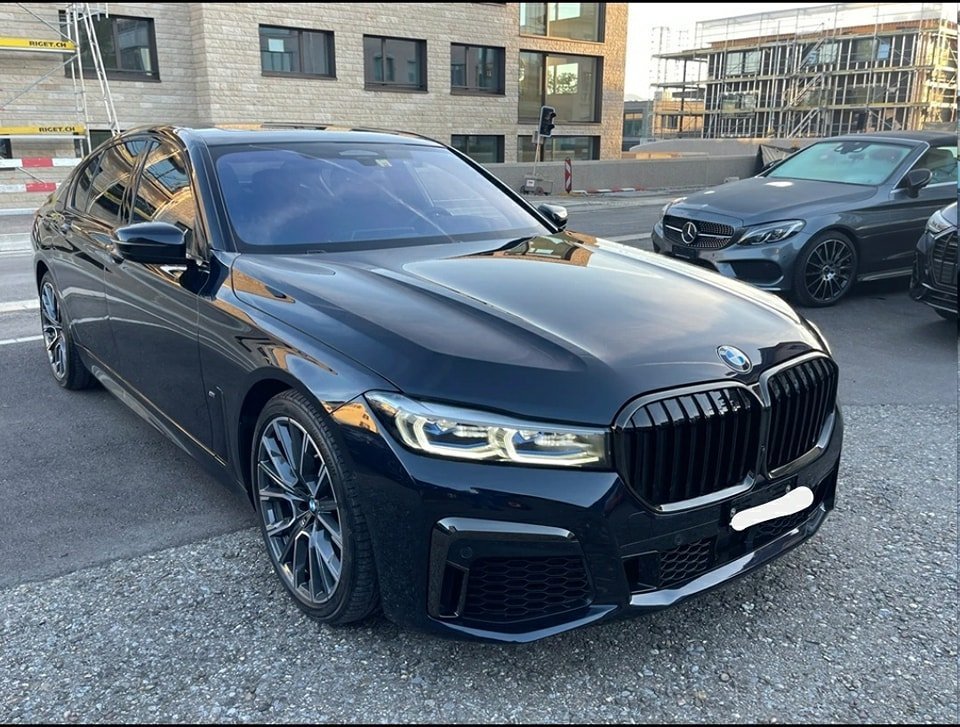BMW 750i xDrive M Sport Steptronic 2021