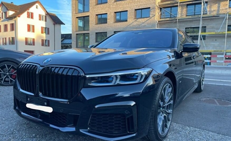 BMW 750i xDrive M Sport Steptronic 2021