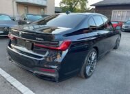 BMW 750i xDrive M Sport Steptronic 2021