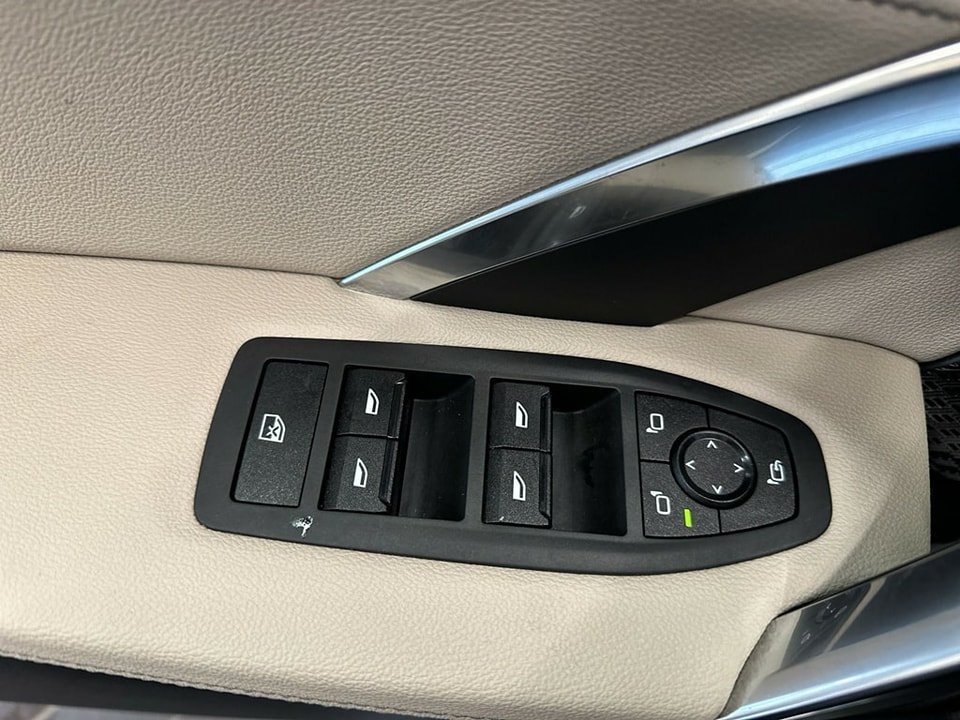 BMW iX1 xDrive 30 M Sport 2023
