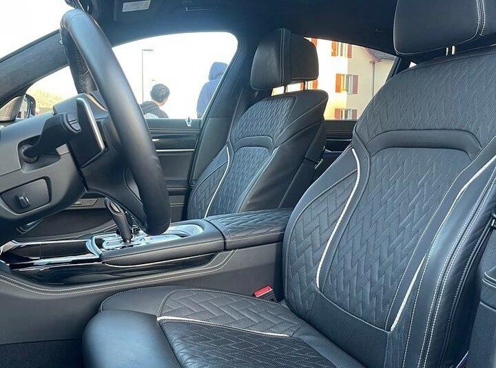 BMW 750i xDrive M Sport Steptronic 2021