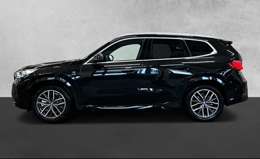 BMW iX1 xDrive 30 M Sport 2023