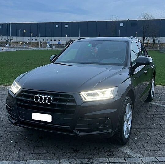 AUDI Q5 40 TDI sport quattro S-tronic 2020