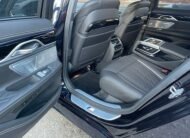 BMW 750i xDrive M Sport Steptronic 2021