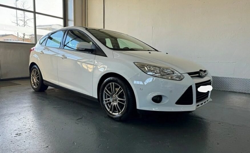 FORD Focus 1.0 SCTi Titanium