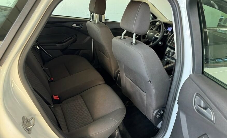 FORD Focus 1.0 SCTi Titanium