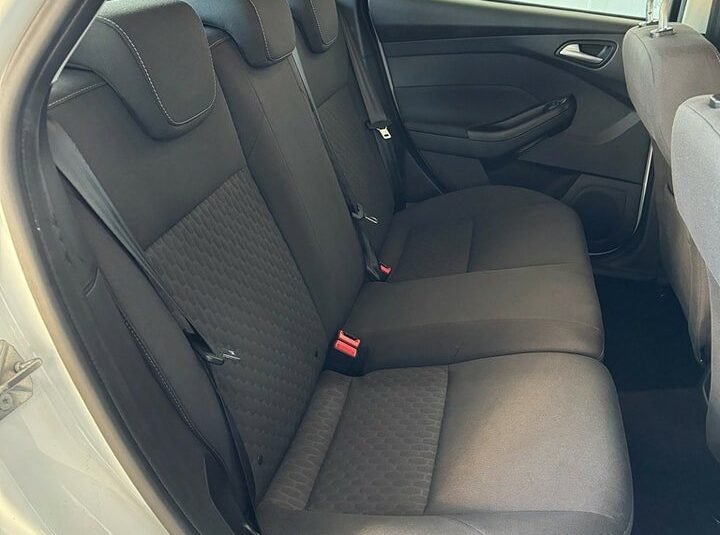 FORD Focus 1.0 SCTi Titanium