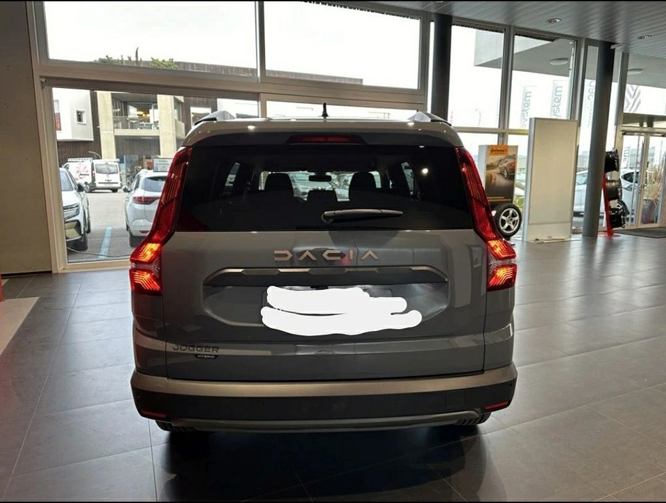 DACIA Jogger HEV 140 Extreme FULL HYBRIDE / 5 PLACES /