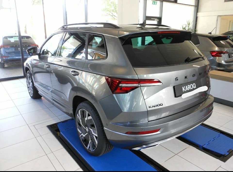 SKODA Karoq 2.0 TSI SportLine DSG 4×4 190PS Trois clés personnalisables