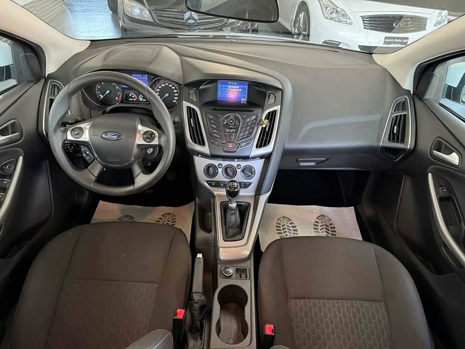 FORD Focus 1.0 SCTi Titanium