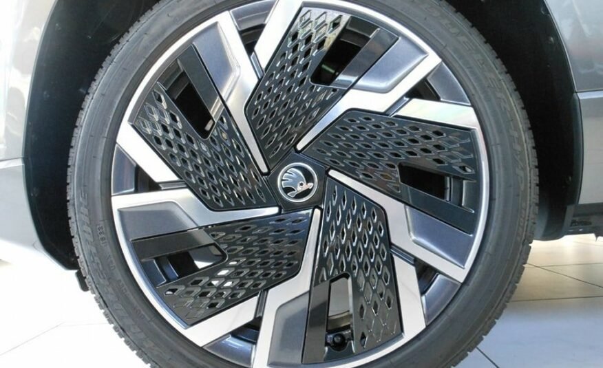 SKODA Karoq 2.0 TSI SportLine DSG 4×4 190PS Trois clés personnalisables