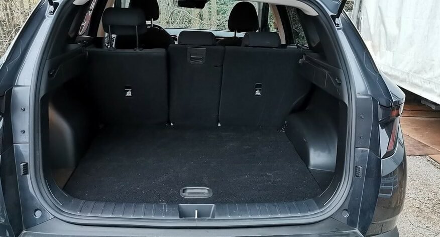 HYUNDAI Tucson 1.6 TGDI PHEV Amplia 4WD