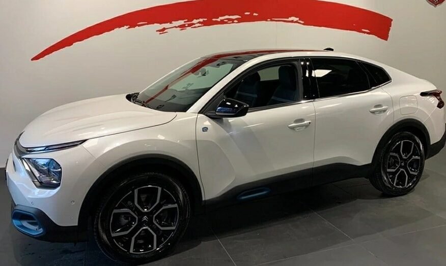 CITROEN C4 X 100 kW Shine VÉHICULE NEUF 50KM