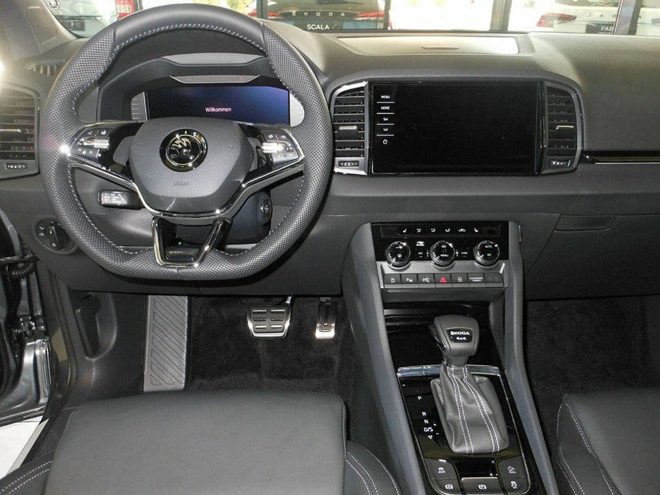 SKODA Karoq 2.0 TSI SportLine DSG 4×4 190PS Trois clés personnalisables