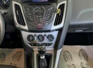 FORD Focus 1.0 SCTi Titanium