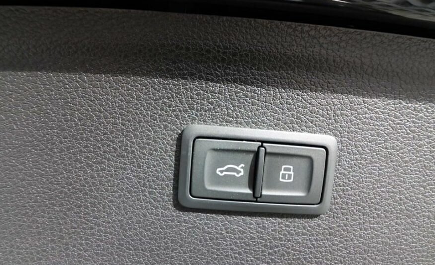 AUDI Q5 2.0 TDI quattro S-tronic