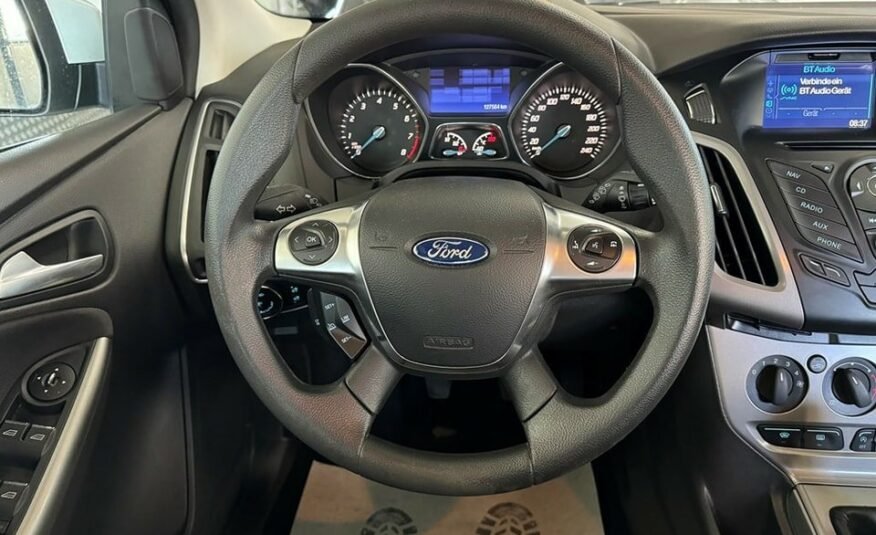 FORD Focus 1.0 SCTi Titanium