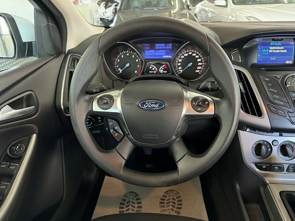 FORD Focus 1.0 SCTi Titanium
