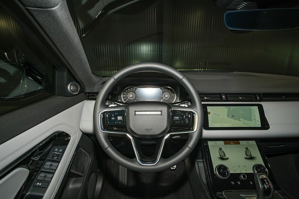 LAND ROVER Range Rover Evoque R-Dynamic D 200 MHEV SE AT9