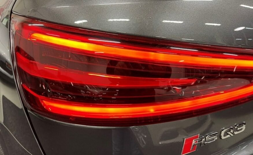 AUDI RS Q3 2.5 TFSI quattro S-tronic 2014