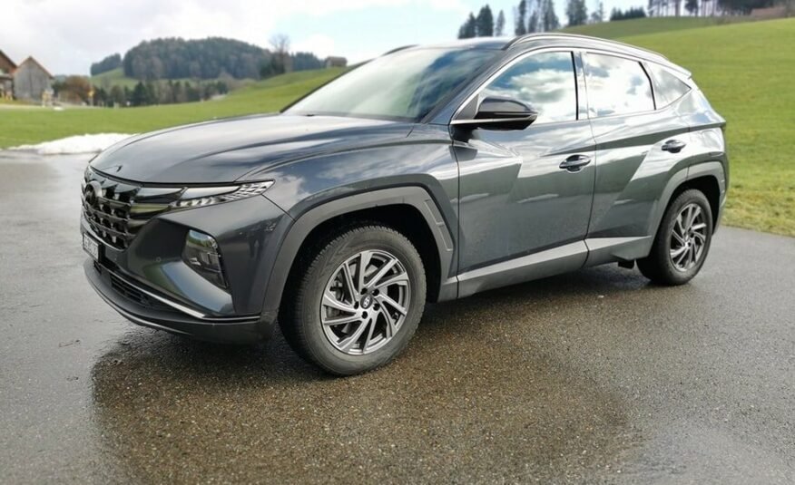 HYUNDAI Tucson 1.6 TGDI PHEV Amplia 4WD