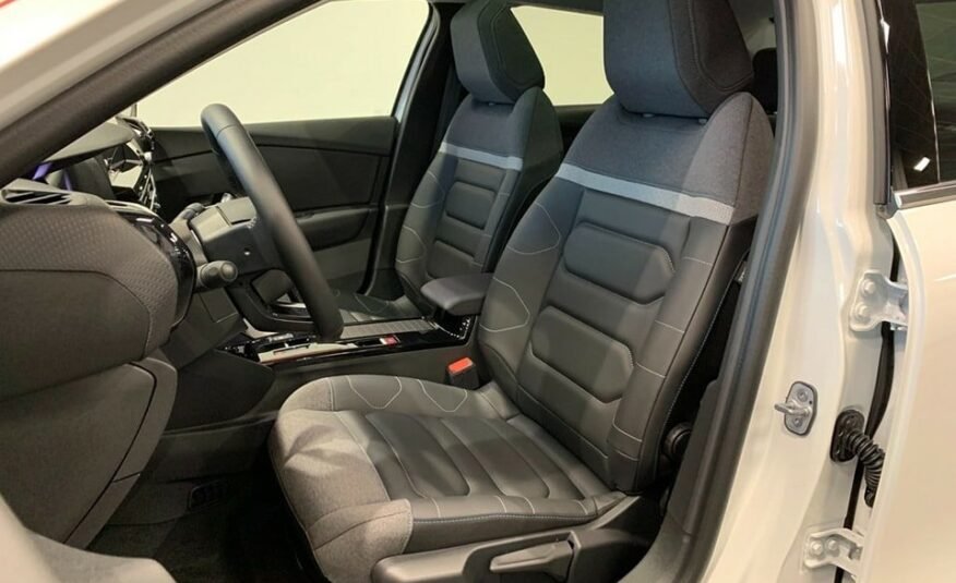 CITROEN C4 X 100 kW Shine VÉHICULE NEUF 50KM