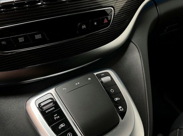 MERCEDES-BENZ V 300 d extra long Avantgarde 4Matic 9G-Tronic facelift 8 places