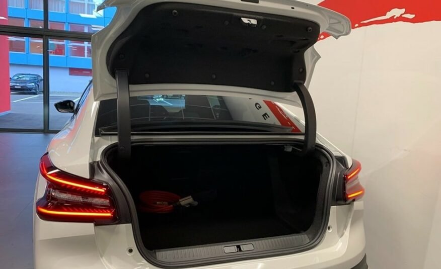 CITROEN C4 X 100 kW Shine VÉHICULE NEUF 50KM