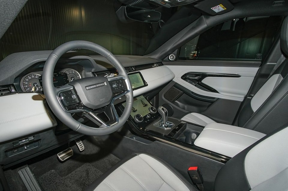 LAND ROVER Range Rover Evoque R-Dynamic D 200 MHEV SE AT9