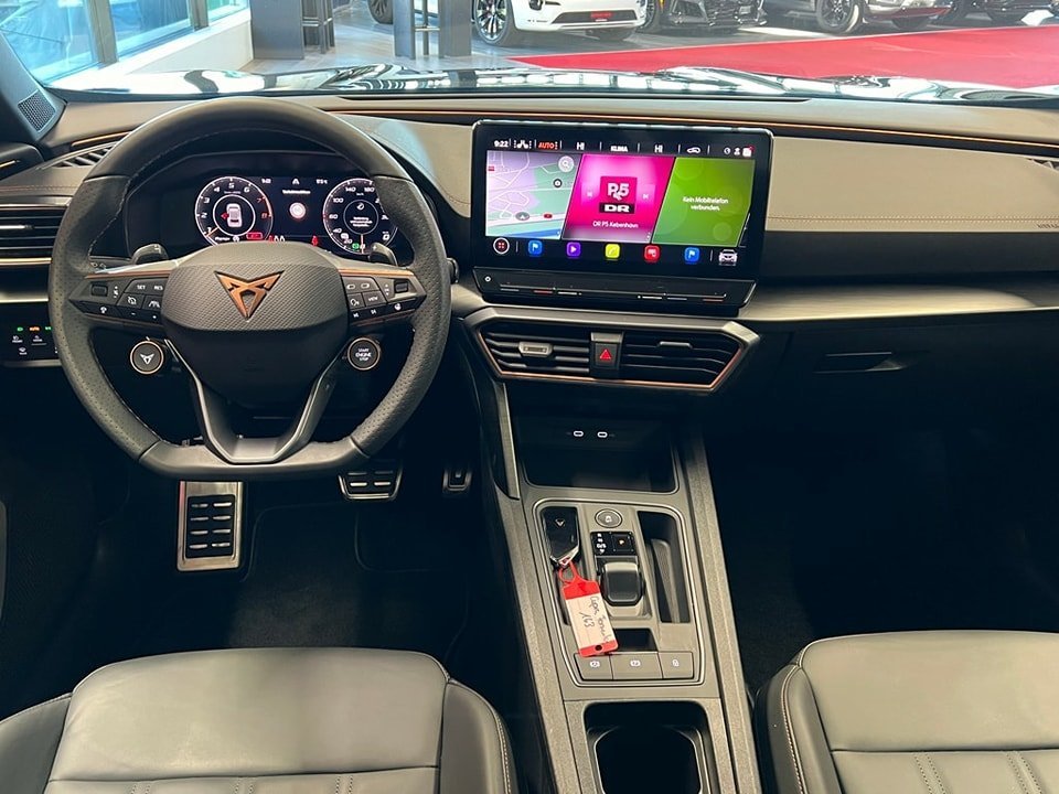 CUPRA Formentor 2.0TSI VZ 4Drive DSG Jantes 19 pouces,toit panoramique