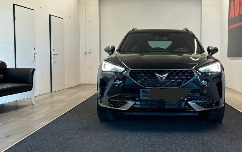 CUPRA Formentor 2.0TSI VZ 4Drive DSG Jantes 19 pouces,toit panoramique