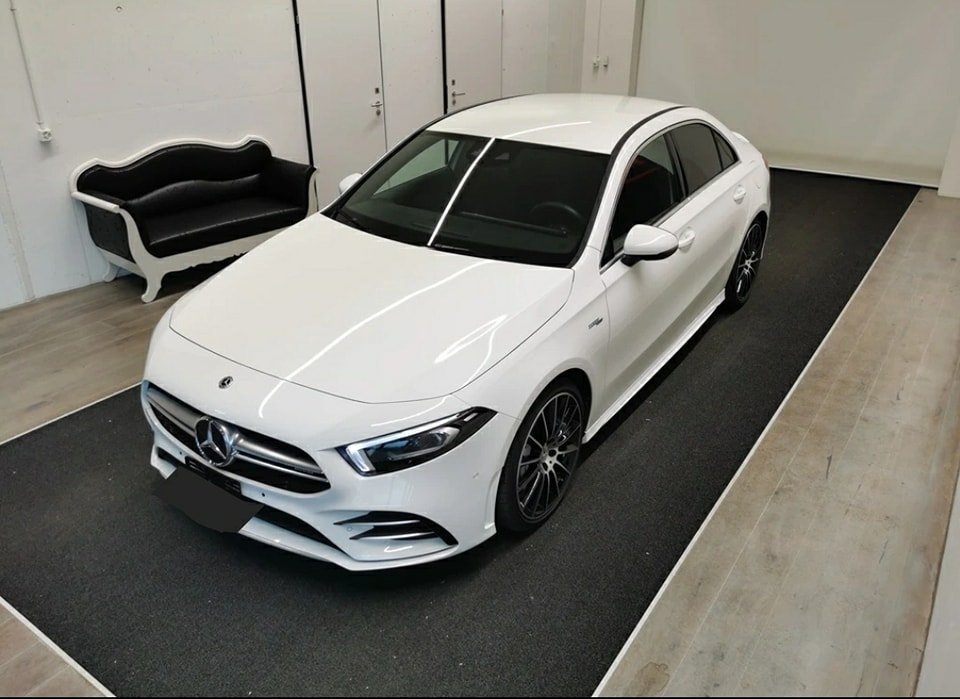 MERCEDES-BENZ A 35 AMG 4Matic Speedshift 19 pouces FULL OPTIONS