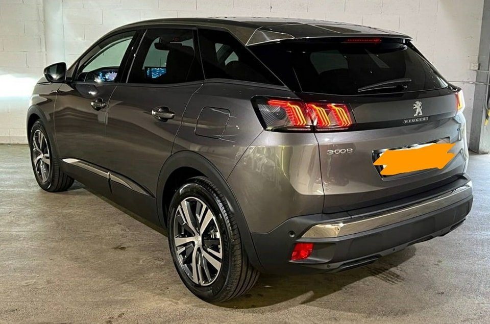 PEUGEOT 3008 300e Hybrid4 Allure Pack EAT8