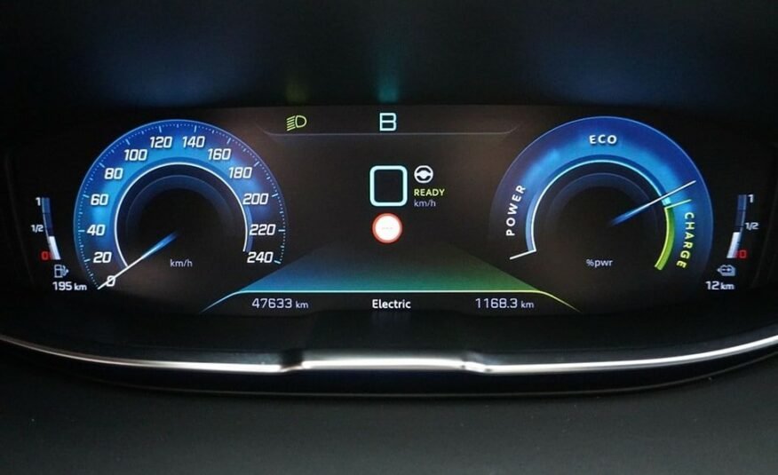 PEUGEOT 3008 1.6 Plug-in Hybrid4 GT