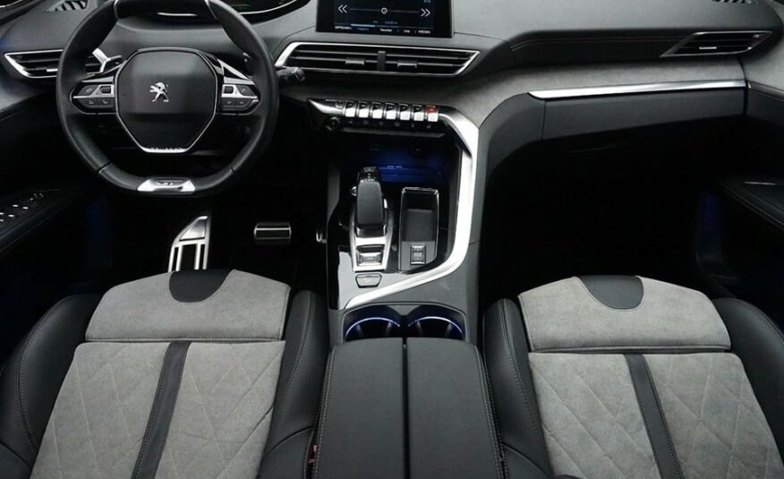 PEUGEOT 3008 1.6 Plug-in Hybrid4 GT