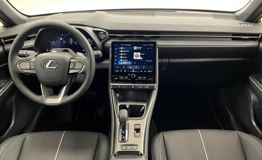 LEXUS LBX Relax E-FOUR NEUF 20KM