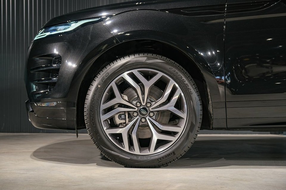 LAND ROVER Range Rover Evoque R-Dynamic D 200 MHEV SE AT9