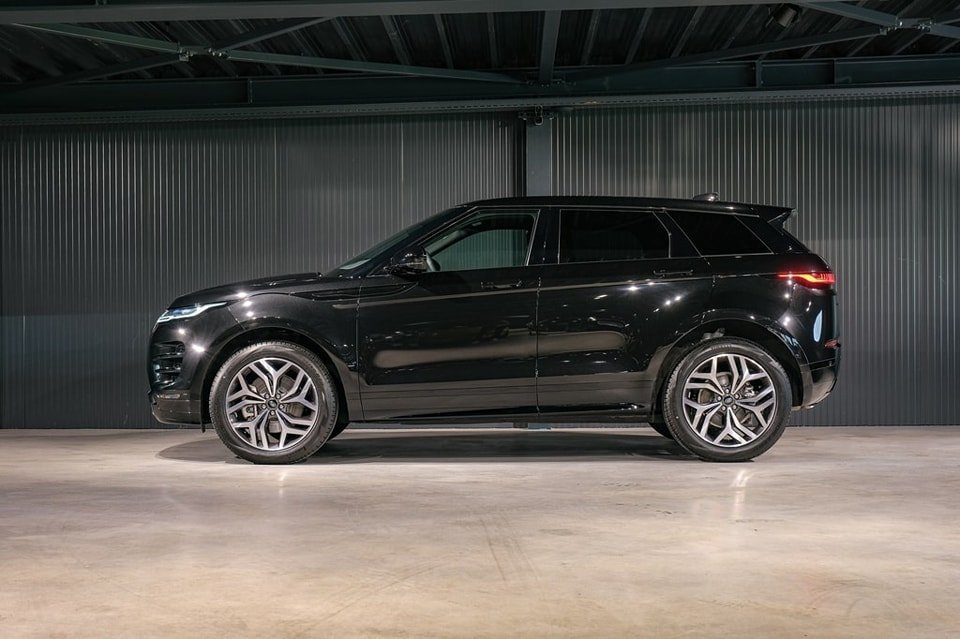 LAND ROVER Range Rover Evoque R-Dynamic D 200 MHEV SE AT9