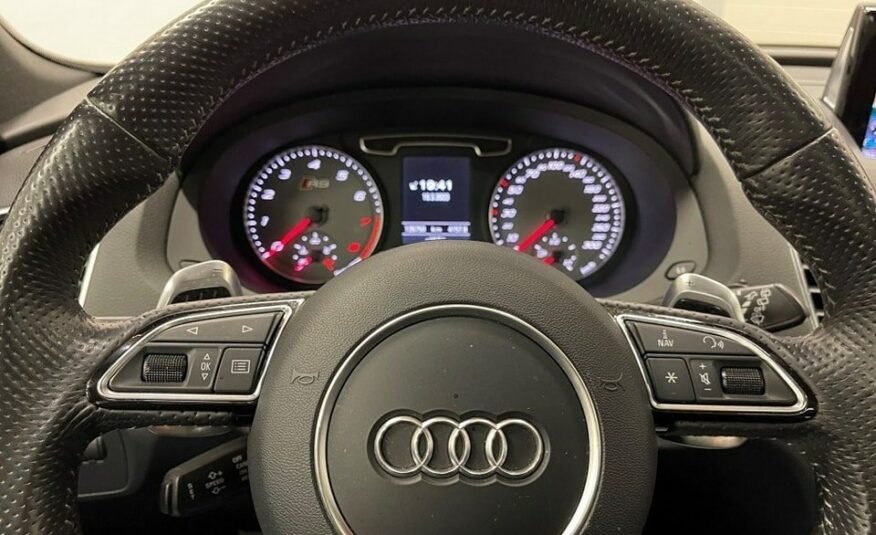 AUDI RS Q3 2.5 TFSI quattro S-tronic 2014