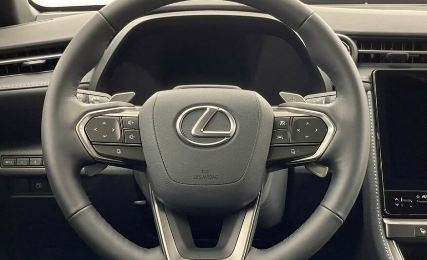 LEXUS LBX Relax E-FOUR NEUF 20KM