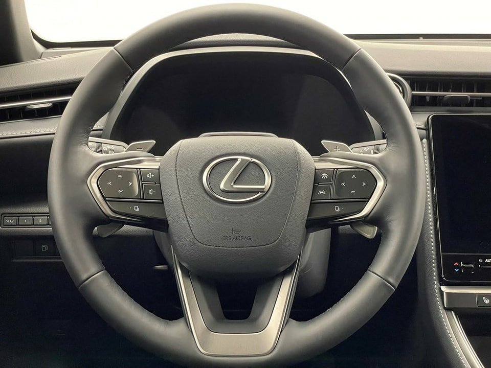 LEXUS LBX Relax E-FOUR NEUF 20KM