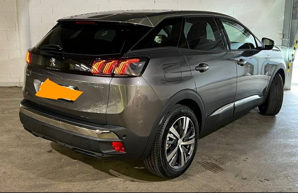 PEUGEOT 3008 300e Hybrid4 Allure Pack EAT8