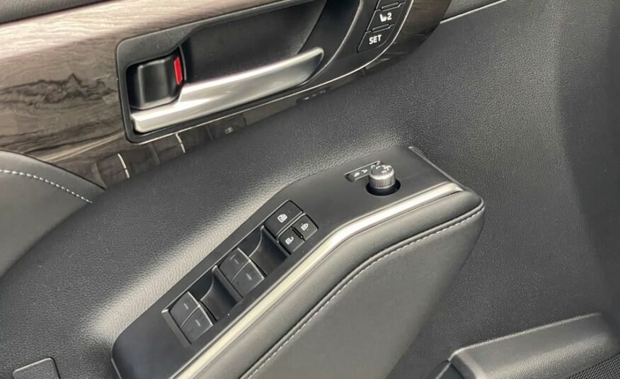 TOYOTA Highlander 2024 Hybrid 2.5 HSD Premium AWD-i 7 PLACES 1000KM