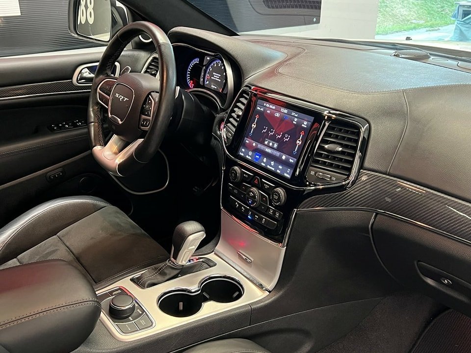 JEEP Grand Cherokee 6.4 V8 HEMI SRT8 Automatic