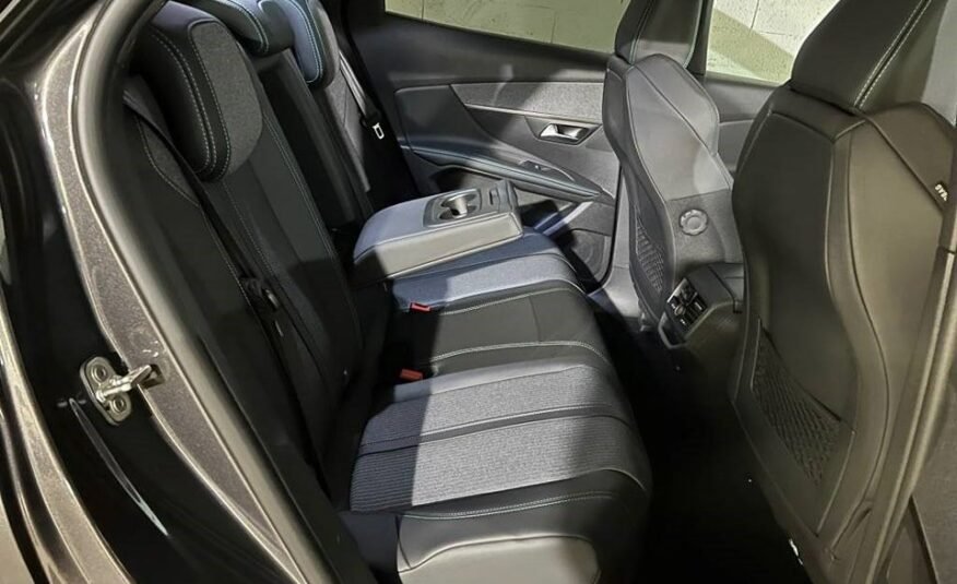 PEUGEOT 3008 300e Hybrid4 Allure Pack EAT8