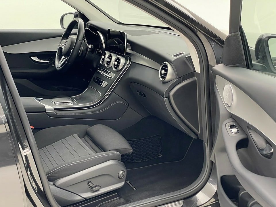 MERCEDES-BENZ GLC 300 300 4matic 2020