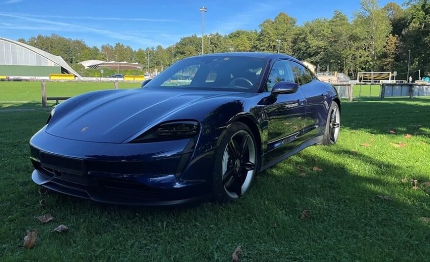 PORSCHE TAYCAN 4S