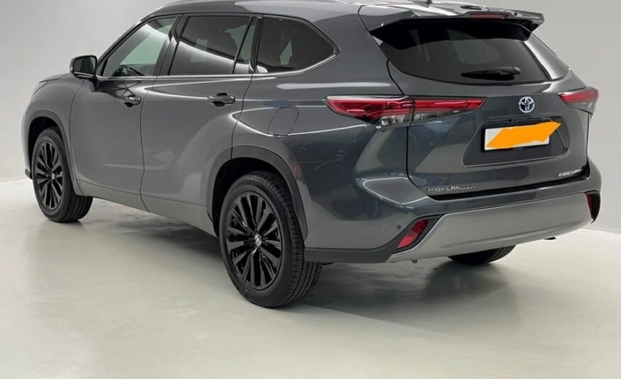 TOYOTA Highlander 2024 Hybrid 2.5 HSD Premium AWD-i 7 PLACES 1000KM